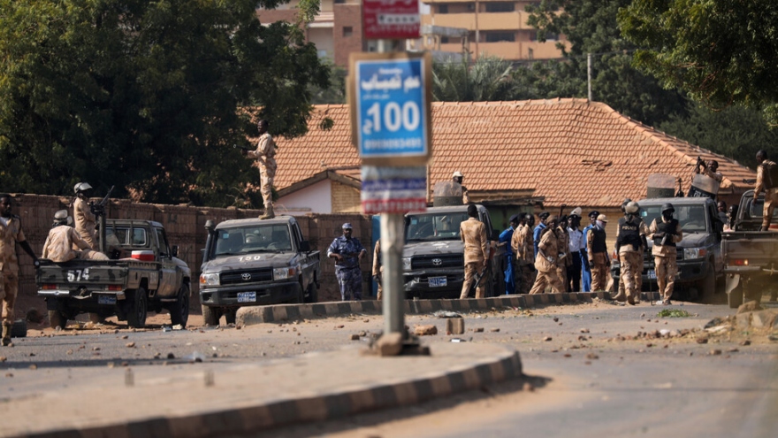 Sudan bắt giữ 40 sĩ quan âm mưu đảo chính